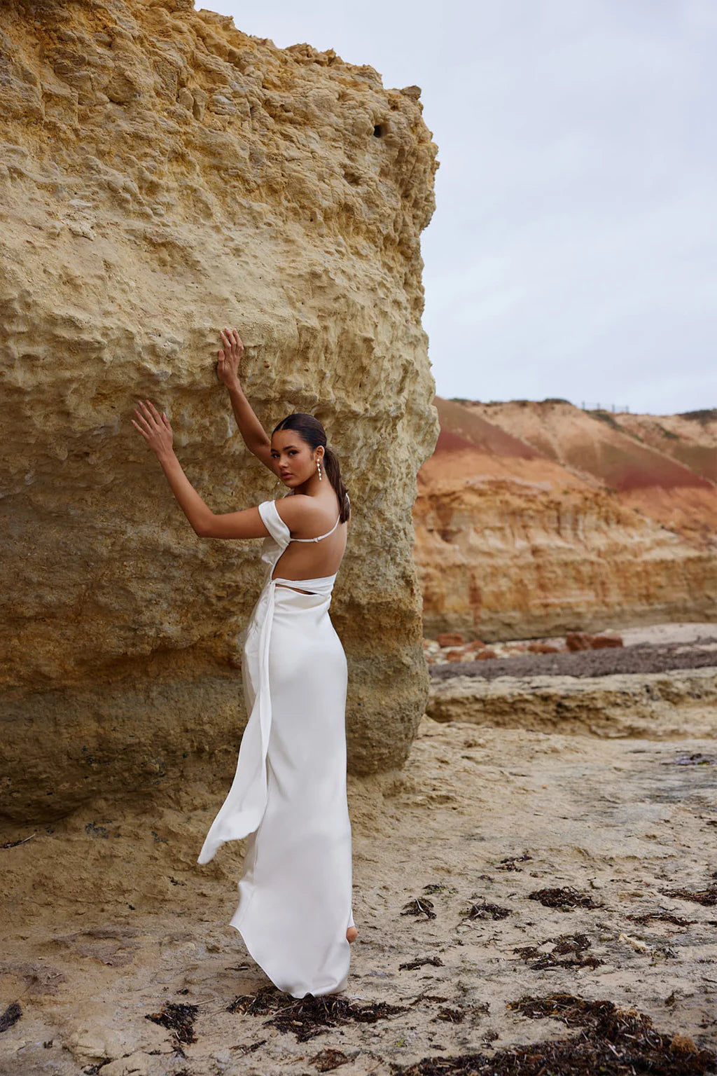 Lexi - Ara Dress (Oyster)