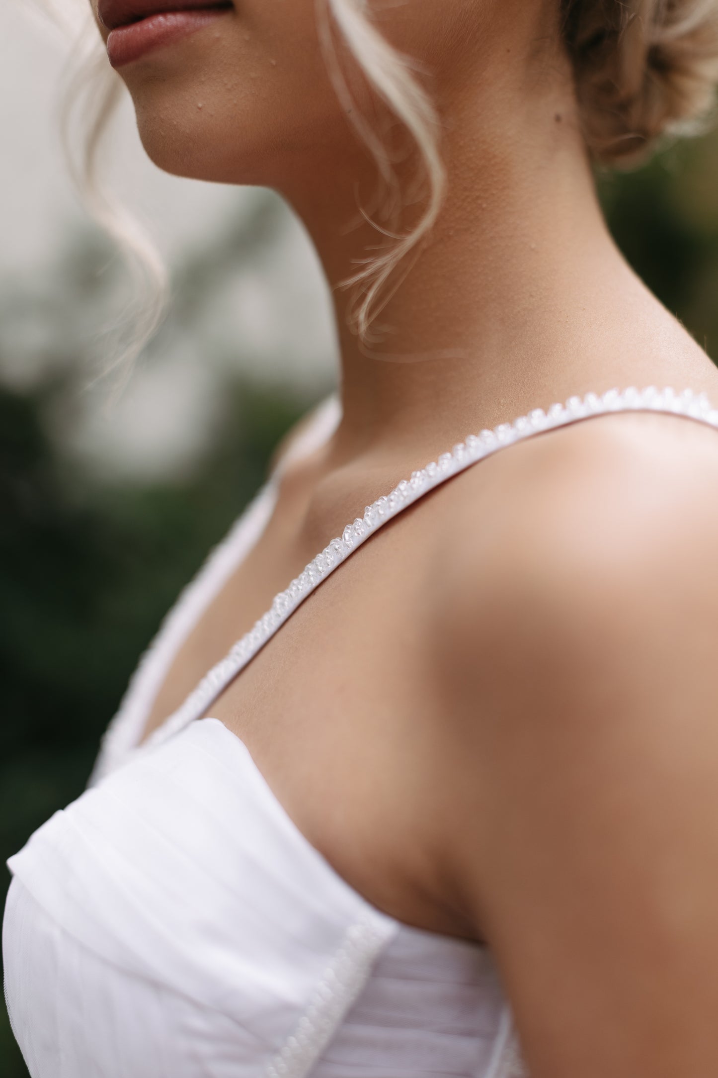 Rent designer wedding dresses
