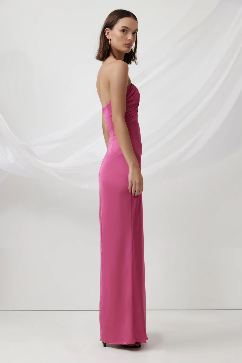 Lexi - Magnolia dress (Magenta)