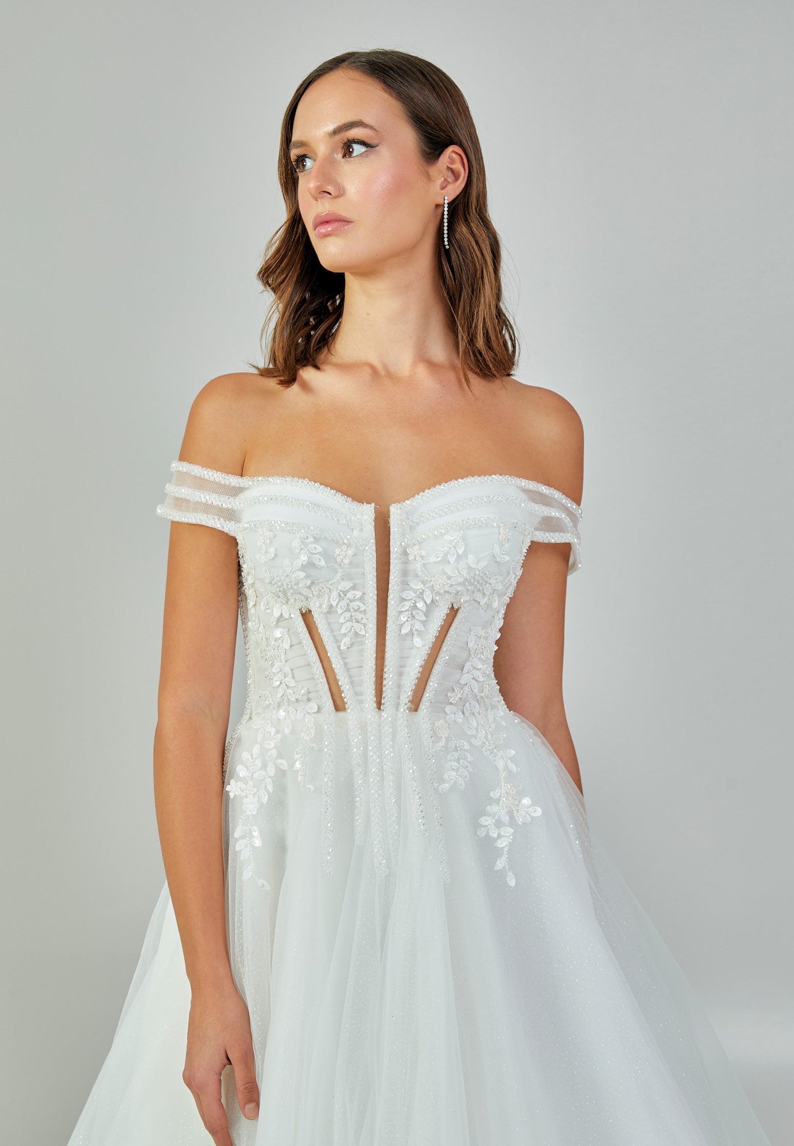 Designer wedding dress rental 