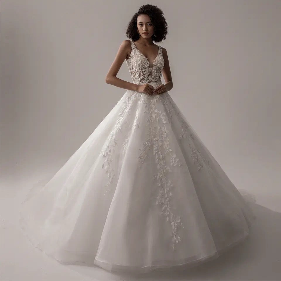 Plus size wedding dress rental Toronto 