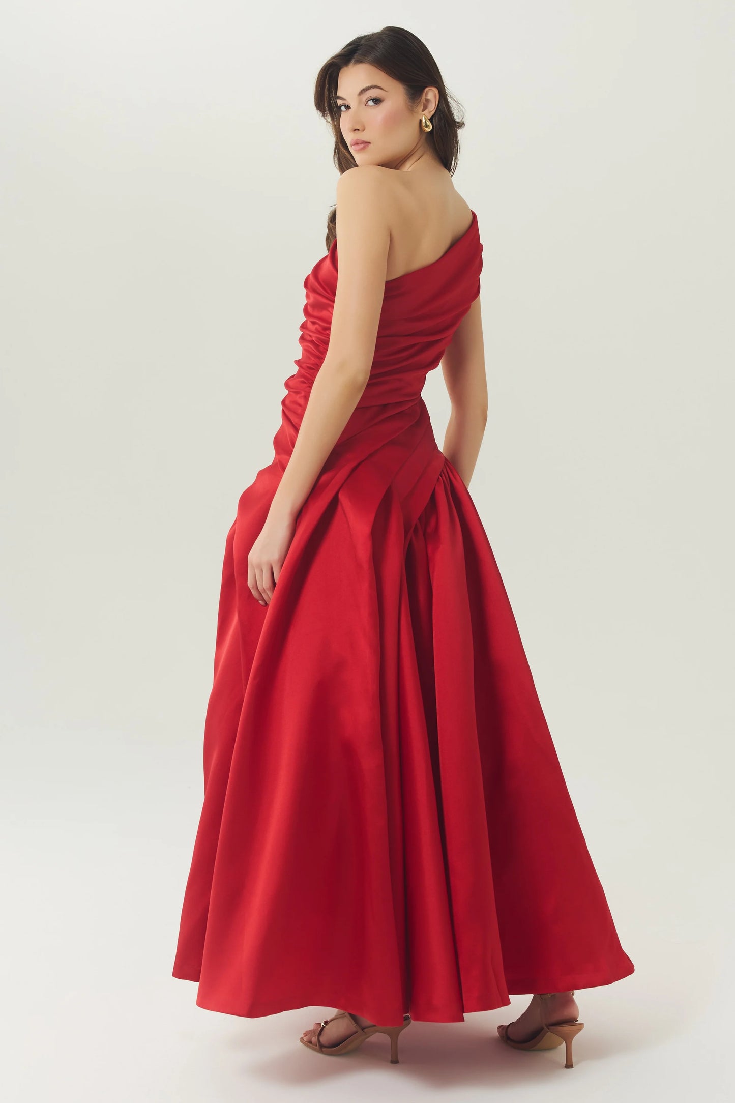 Hutch - Lisa Gown