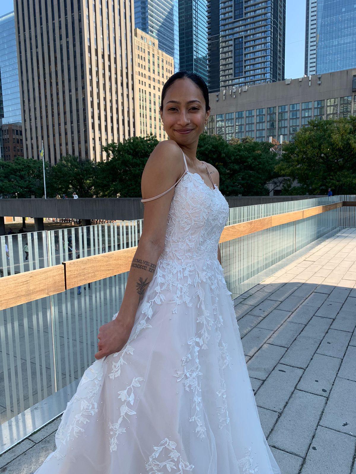 Bespoke wedding dress rental 